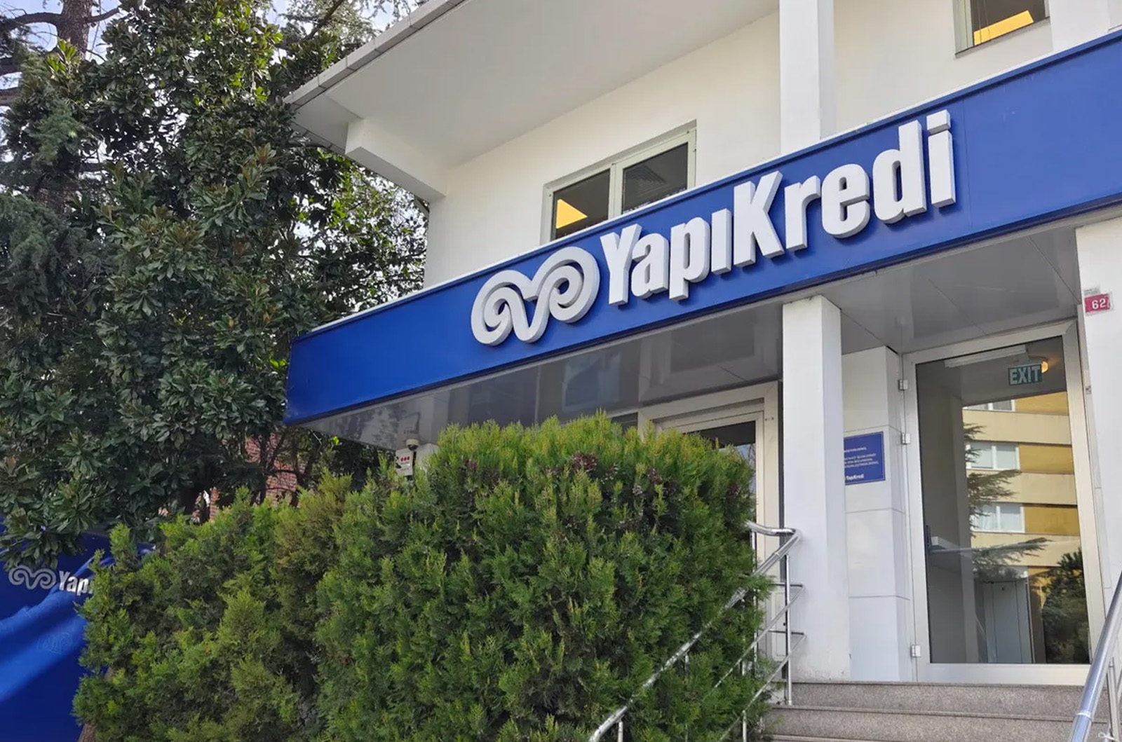 YAPI KREDİ AKDENİZ BÖLGESİ 20 ŞUBE